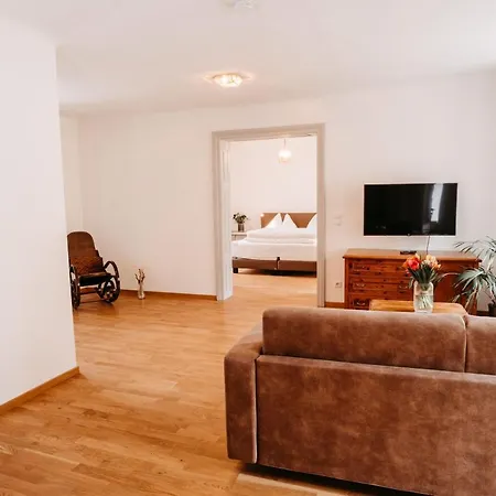 Kaiser's Hof Lägenhetshotell Strass (Waldviertel)