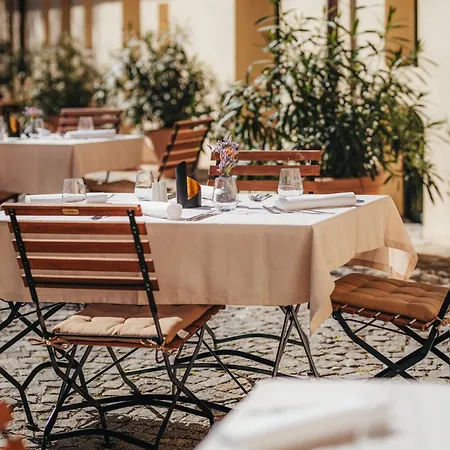 Hotel apartamentowy Kaiser's Hof *